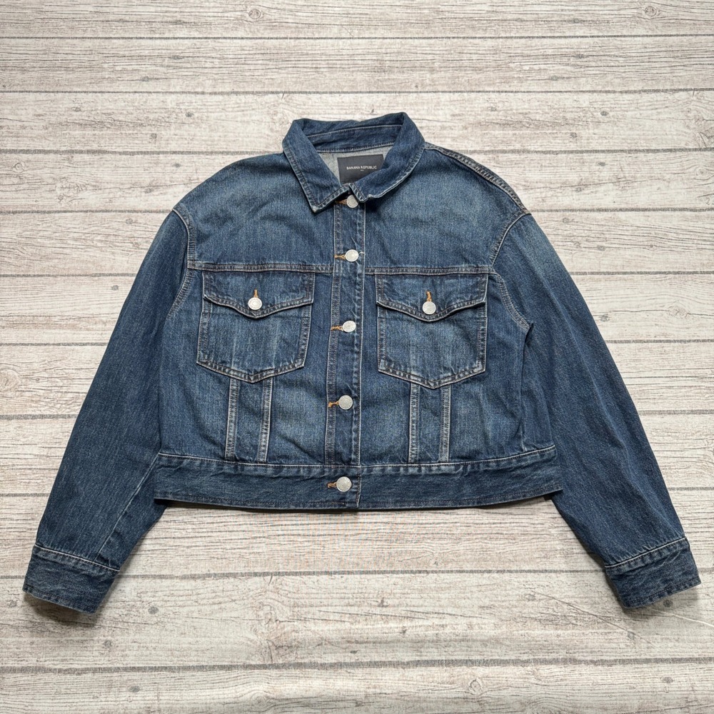 Banana Republic Trucker Jacket Women's Medium Blue Cropped Classic Fit Western